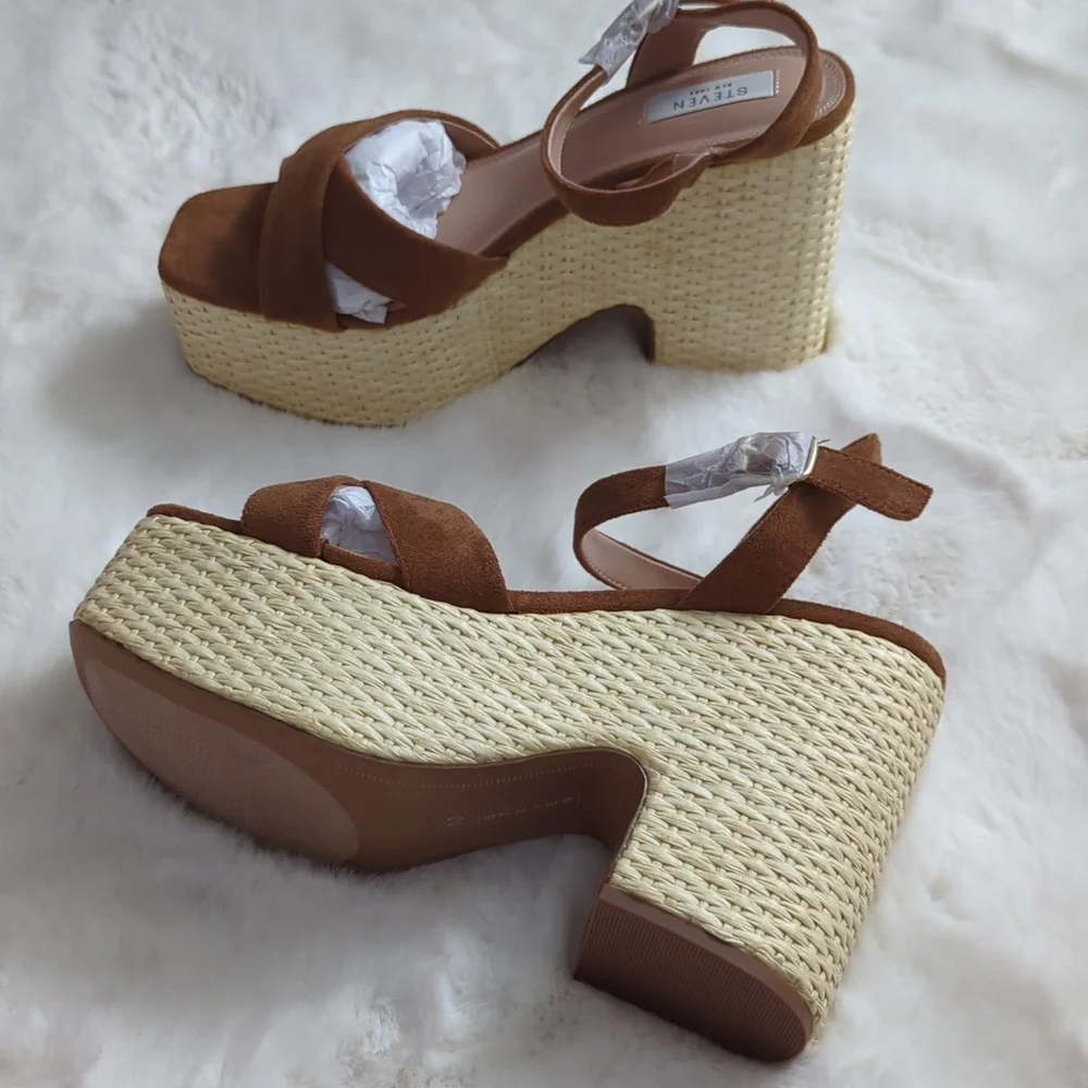 🆕🌿STEVEN PLATFORM HIPPY SANDALS🌿